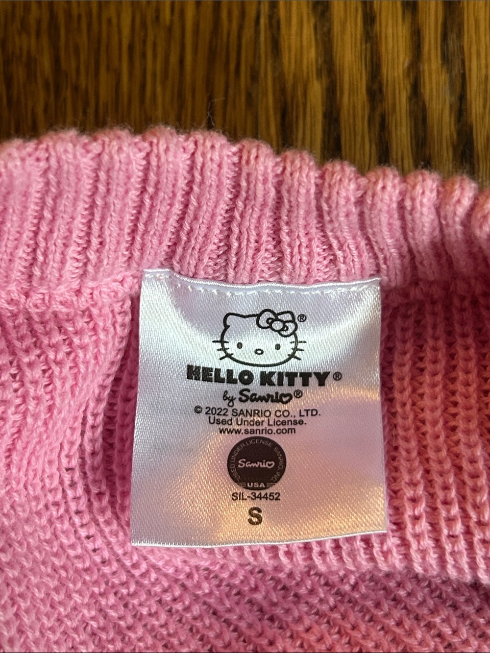 Hello Kitty Pink & White Checker Knit Vest - Picture 3 of 3